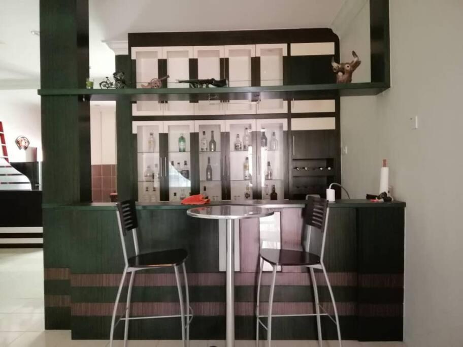 Suburban Vacation Home Ipoh Bagian luar foto