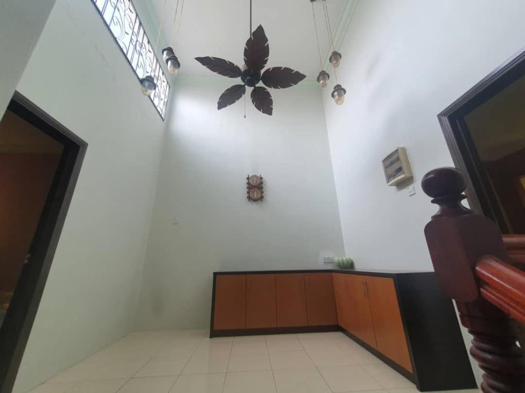 Suburban Vacation Home Ipoh Bagian luar foto